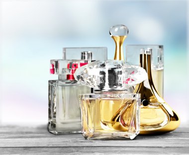 aromatik parfüm şişeleri