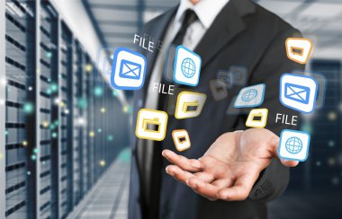 işadamı ve internet ve sanal gerçeklik