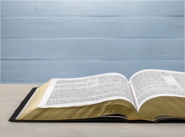 Libro de la Sagrada Biblia — Foto de Stock