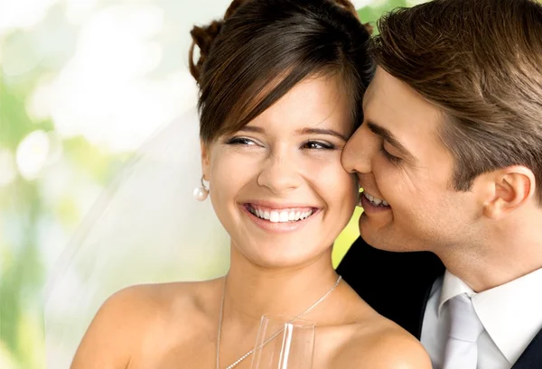 Wedding Couple Holding Champagne Glasses — Stock Photo, Image
