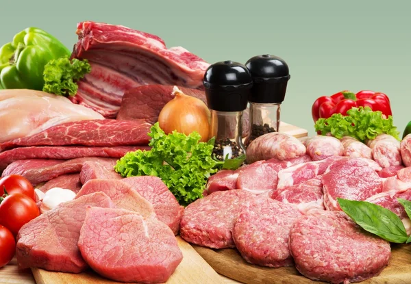 Frisches rohes Fleisch — Stockfoto