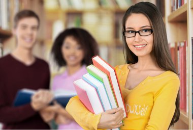 Genç Bayan üniversite öğrencisi