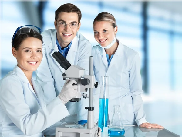 Scientists working at the laboratory — Stock Photo, Image