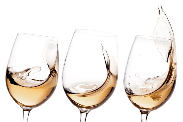 优雅的白色葡萄酒杯 — 图库照片