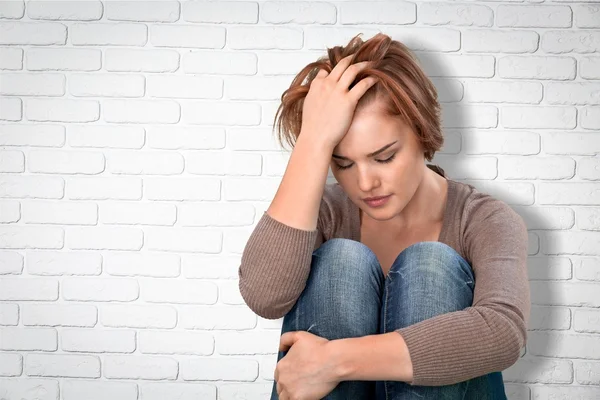 Young woman crying — Stock Photo, Image