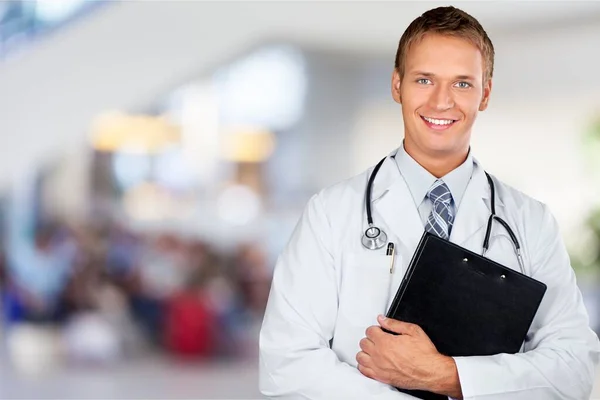 Jovem Médico Homem Feliz Uniforme Azul — Fotografia de Stock