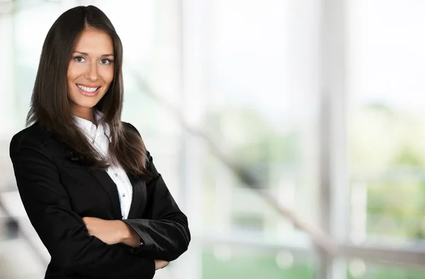 Businesswoman Crossed Arms Smiling Camera — Stock Photo, Image