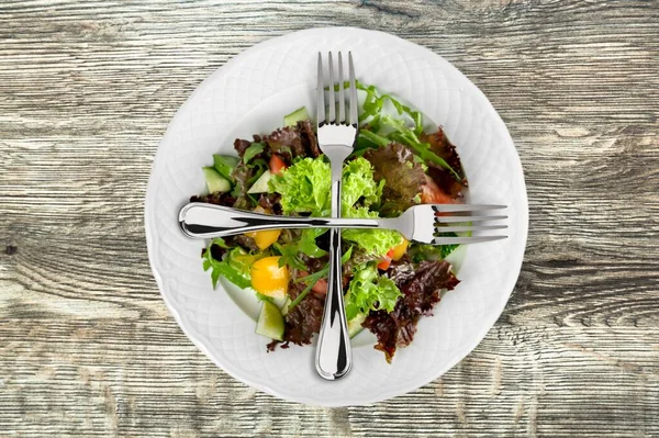 Forchette Acciaio Sopra Piatto Insalata Concetto Cibo Sano — Foto Stock