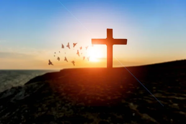 Христианский Деревянный Крест Холме Закате Распятие Иисуса Христа — стоковое фото