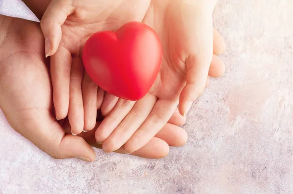 Parents Kid Holding Red Heart Hands Family Day — Stock Photo, Image