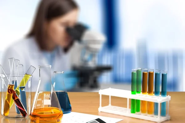 Arts Wetenschapper Werkzaam Een Laboratorium Met Microscoop — Stockfoto