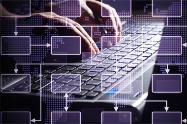 El bilgisayarı ve illüstrasyon üzerinde çalışıyor.