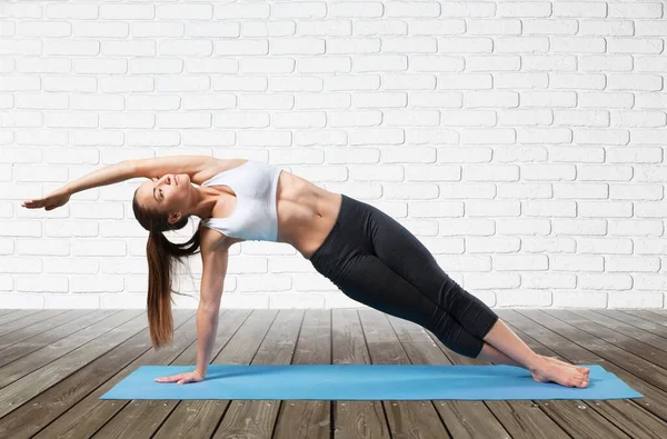 Colección Una Hermosa Chica Practicando Yoga Sobre Fondo Blanco Aislado —  Fotos de Stock