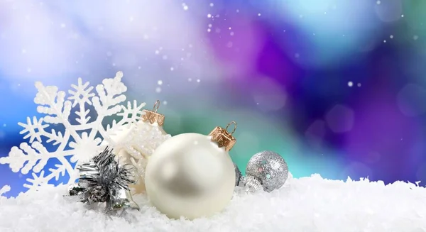 白い背景に孤立したクリスマスの装飾 — ストック写真