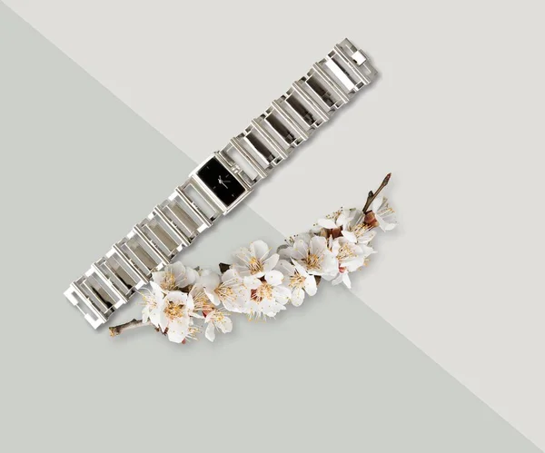 Branch Spring Bloom Silver Watch Grey Background — 图库照片