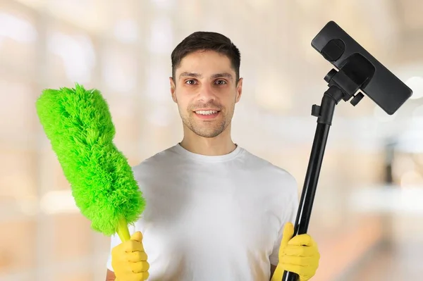 Homem Limpeza Casa Com Aspirador — Fotografia de Stock