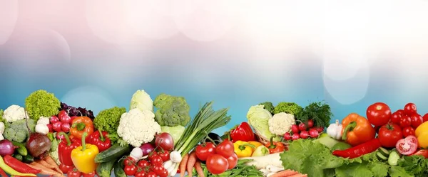 Panoráma Gyümölcsök Zöldségek Bogyók Színes Homályos Háttérrel — Stock Fotó