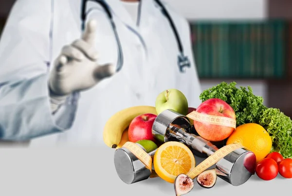 Concepto Telesalud Nutricionista Línea Nutricionista Doctora Con Verduras Frescas Saludables —  Fotos de Stock