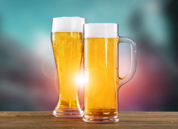 Велика Дві Склянки Пива Смердить Відкритому Барі Або Пабі — стокове фото