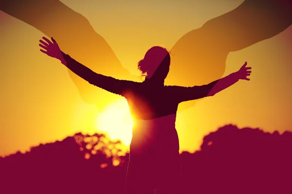 Jeune Humain Avec Des Mains Adoratrices Vers Ciel Lumière Soleil — Photo