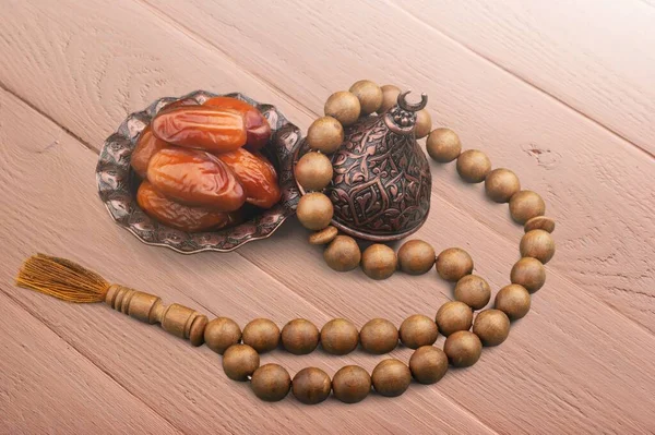 阿拉伯食物甜枣果 Ramadan Kareem — 图库照片