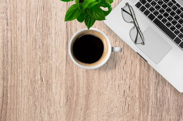 Top View Office Desk Coffee Cup Laptop Wooden Table — Stock Photo, Image