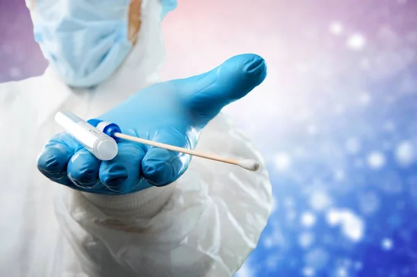 Doctor Scientist Holding Kit Test — Stock Photo, Image