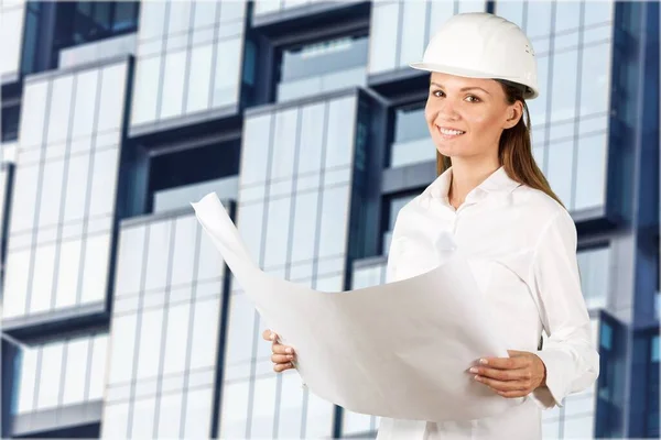 Arquitecto Femenina Una Construcción Con Planos — Foto de Stock