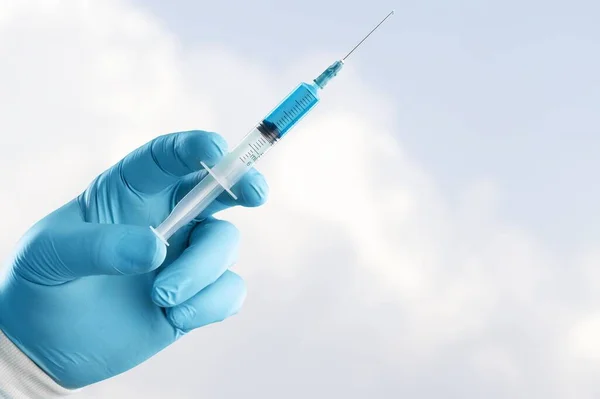 Conceito Vacinação Contra Coronavírus Covid Com Seringa Médica — Fotografia de Stock