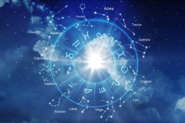 Zodiac Tecken Inuti Horoskop Cirkel Himlen Med Många Stjärnor Och — Stockfoto