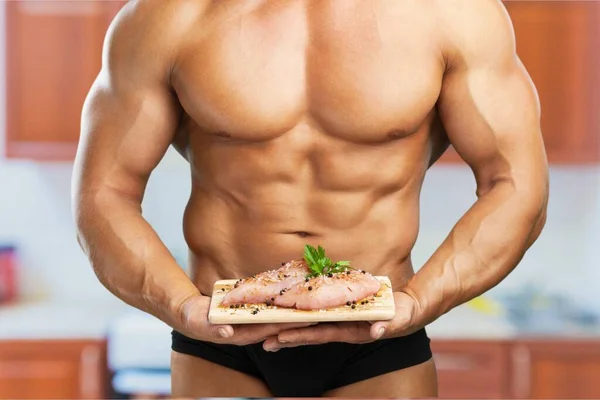 Mujer Joven Comiendo Una Ensalada Frutas Saludables Después Del Entrenamiento — Foto de Stock