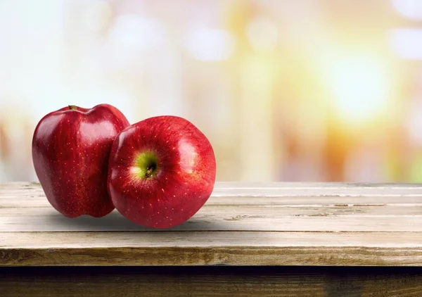 Pommes Rouges Sur Table Bois — Photo