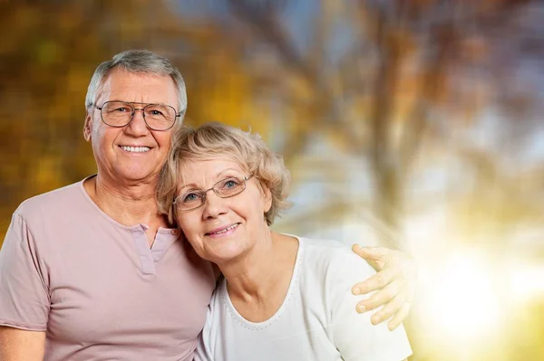 Happy Senior Couple Hugging Background Close — Stock Photo, Image