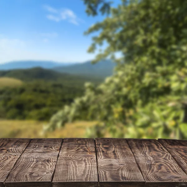 Ahşap. Resepsiyon ahşap ve günbatımı Bahçe bahar arka plan