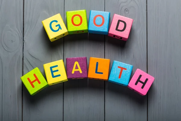 Life. Good Health direction sign on sky background — Stock Photo, Image