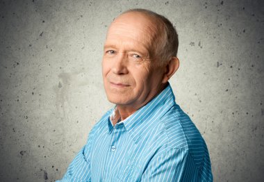 Erkek, yaşlı, üzüntü.