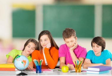 Sınıf, grup, genç.