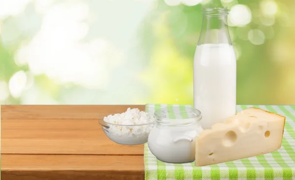 Melk, zuivelproducten, kaas. — Stockfoto