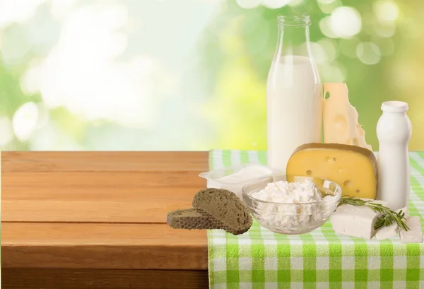 Mjölk, mejeriprodukt, ost. — Stockfoto