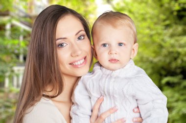 Çok güzel, bebeğim, güzel.