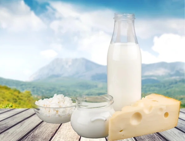 Milch, Milchprodukte, Käse. — Stockfoto