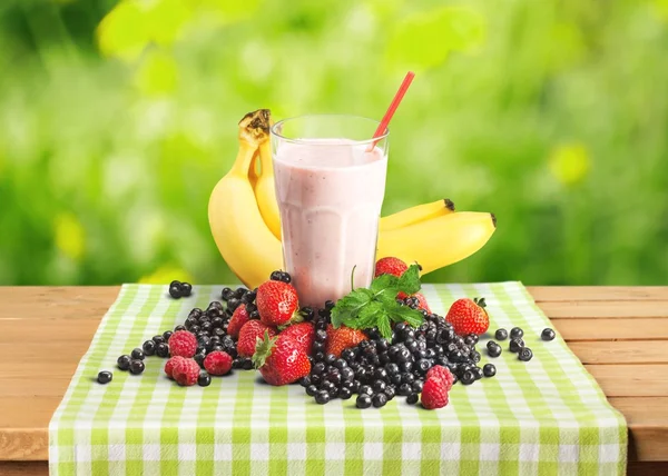 Batido, Batido de leche, Desayuno . —  Fotos de Stock