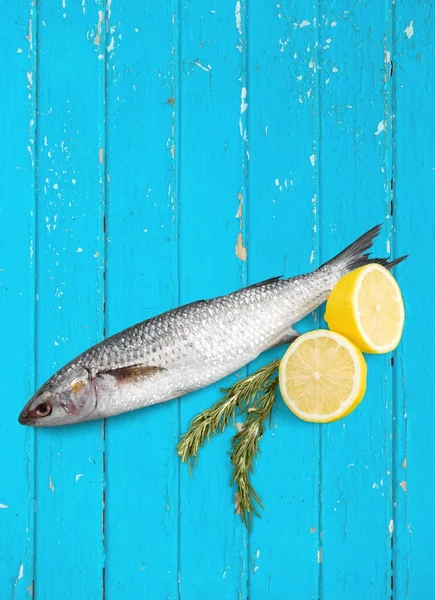 Ryby, żywność, cytryna. — Zdjęcie stockowe