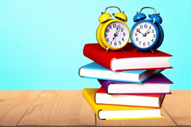 Sınav, kitap, ev ödevi.