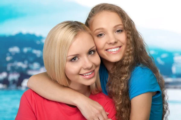 Mother, Teenager, Daughter. — Stock Photo, Image