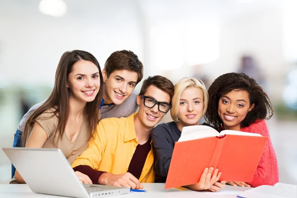 Teens, classroom, class. — Stock Photo, Image