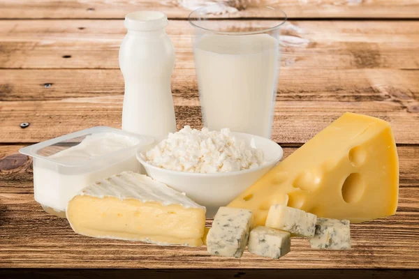 Produtos lácteos, Leite, Queijo . — Fotografia de Stock