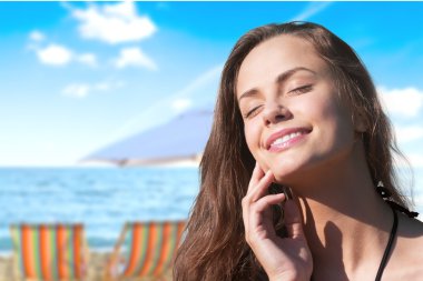 Yüz, kadın, güneş kremi.