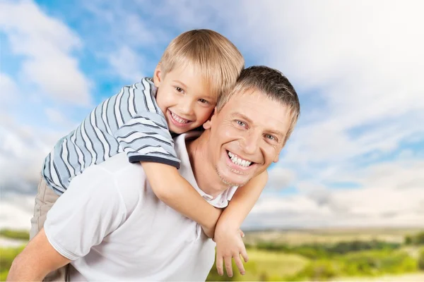 Vater, Sohn, Vatertag. — Stockfoto