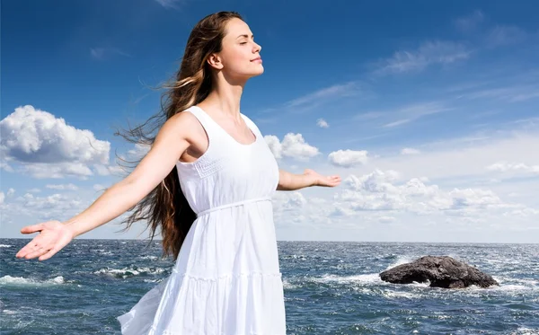 Women, freedom, arms. — Stock Photo, Image